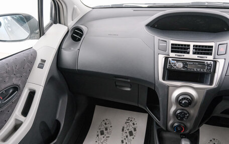Toyota Vitz, 2010 год, 749 000 рублей, 12 фотография
