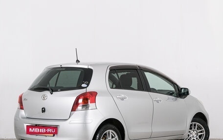 Toyota Vitz, 2010 год, 749 000 рублей, 7 фотография