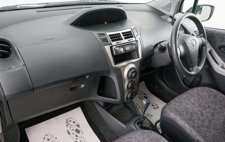 Toyota Vitz, 2010 год, 749 000 рублей, 13 фотография