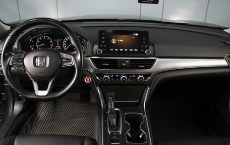 Honda Accord IX рестайлинг, 2021 год, 2 950 000 рублей, 6 фотография