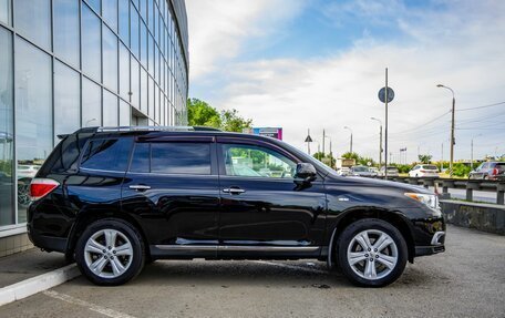 Toyota Highlander III, 2011 год, 2 648 000 рублей, 5 фотография