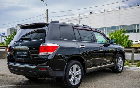 Toyota Highlander III, 2011 год, 2 648 000 рублей, 8 фотография