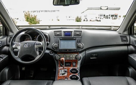 Toyota Highlander III, 2011 год, 2 648 000 рублей, 14 фотография