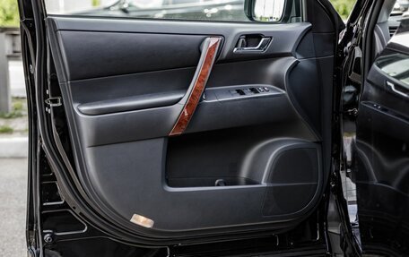 Toyota Highlander III, 2011 год, 2 648 000 рублей, 34 фотография