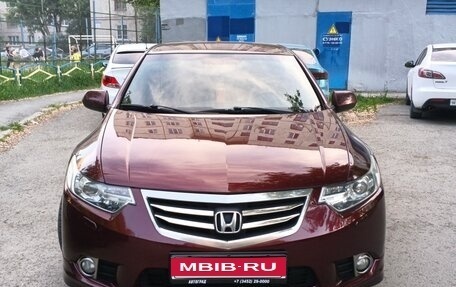 Honda Accord VIII рестайлинг, 2012 год, 1 300 000 рублей, 1 фотография