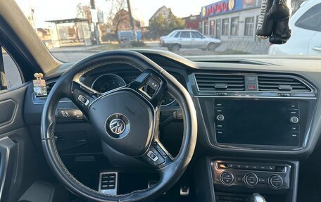 Volkswagen Tiguan II, 2020 год, 3 350 000 рублей, 6 фотография
