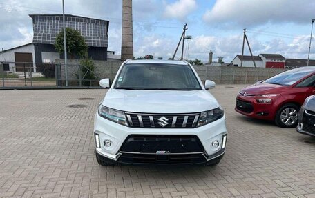 Suzuki Vitara II рестайлинг, 2023 год, 2 300 000 рублей, 2 фотография