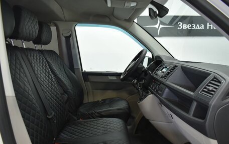 Volkswagen Caravelle T6 рестайлинг, 2017 год, 2 290 000 рублей, 11 фотография