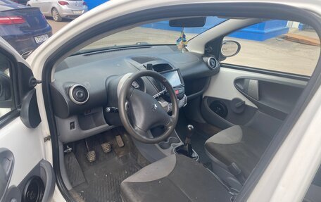 Peugeot 107 I рестайлинг, 2011 год, 270 000 рублей, 5 фотография
