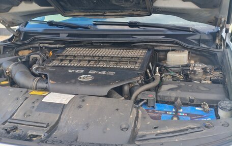Toyota Land Cruiser 200, 2008 год, 2 600 000 рублей, 8 фотография