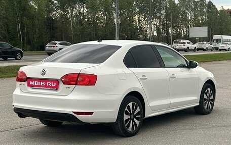 Volkswagen Jetta VI, 2014 год, 1 150 000 рублей, 2 фотография