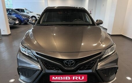 Toyota Camry, 2022 год, 2 740 000 рублей, 8 фотография