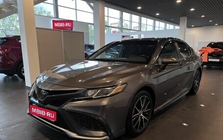 Toyota Camry, 2022 год, 2 740 000 рублей, 7 фотография