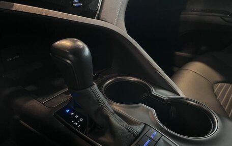 Toyota Camry, 2022 год, 2 740 000 рублей, 28 фотография
