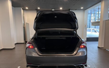 Toyota Camry, 2022 год, 2 740 000 рублей, 32 фотография