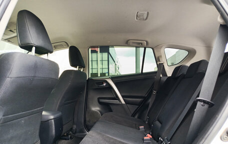 Toyota RAV4, 2016 год, 2 100 000 рублей, 16 фотография