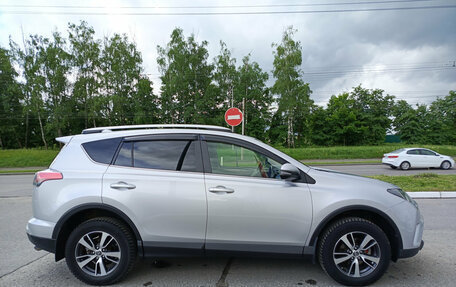 Toyota RAV4, 2016 год, 2 100 000 рублей, 8 фотография