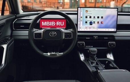 Toyota RAV4, 2026 год, 4 050 000 рублей, 3 фотография