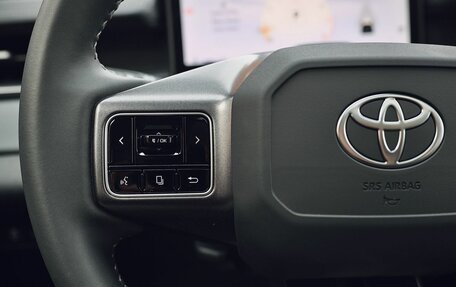 Toyota RAV4, 2026 год, 4 050 000 рублей, 18 фотография