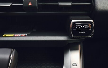 Toyota RAV4, 2026 год, 4 050 000 рублей, 28 фотография