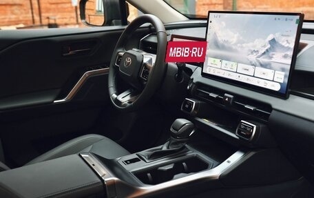 Toyota RAV4, 2026 год, 4 050 000 рублей, 30 фотография