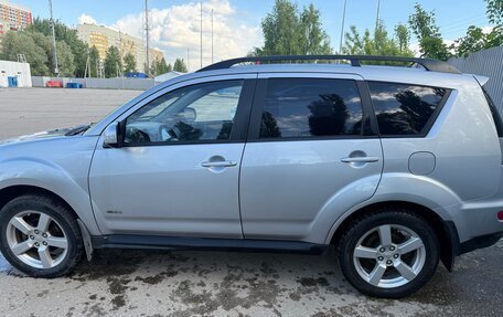 Mitsubishi Outlander III рестайлинг 3, 2012 год, 1 400 000 рублей, 9 фотография