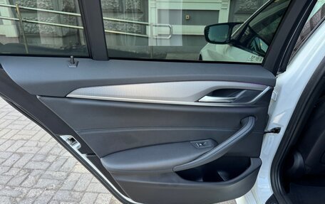 BMW 5 серия, 2017 год, 2 750 000 рублей, 15 фотография