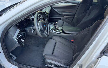 BMW 5 серия, 2017 год, 2 750 000 рублей, 17 фотография