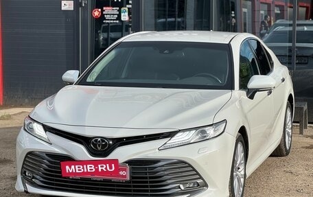 Toyota Camry, 2020 год, 2 940 000 рублей, 5 фотография