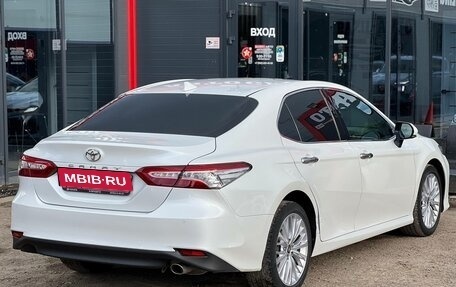 Toyota Camry, 2020 год, 2 940 000 рублей, 12 фотография