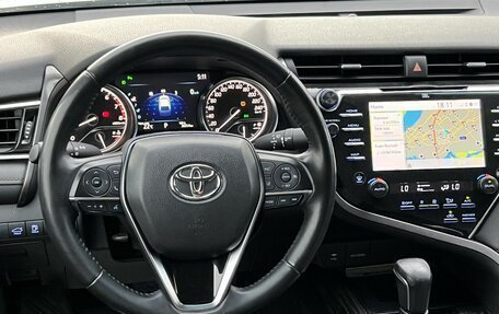 Toyota Camry, 2020 год, 2 940 000 рублей, 20 фотография