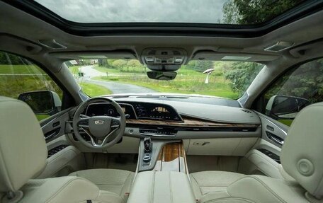 Cadillac Escalade V, 2024 год, 13 432 000 рублей, 7 фотография