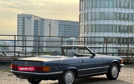 Mercedes-Benz SL-Класс, 1985 год, 15 000 000 рублей, 2 фотография