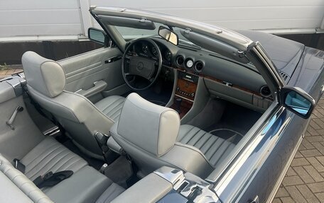 Mercedes-Benz SL-Класс, 1985 год, 15 000 000 рублей, 15 фотография