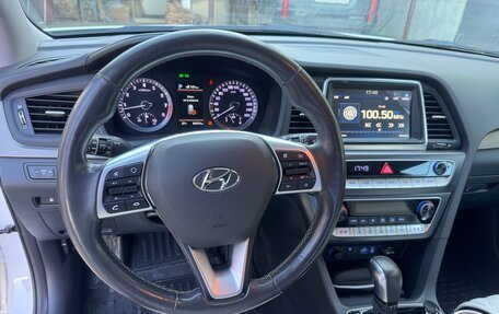 Hyundai Sonata VII, 2019 год, 2 150 000 рублей, 13 фотография