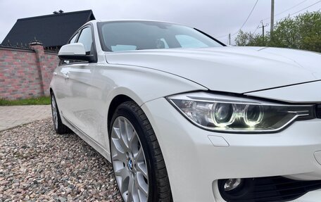 BMW 3 серия, 2014 год, 1 645 000 рублей, 14 фотография