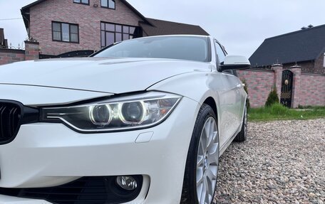 BMW 3 серия, 2014 год, 1 645 000 рублей, 15 фотография