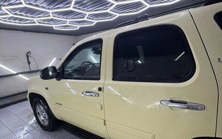 Chevrolet Tahoe III, 2010 год, 2 200 000 рублей, 8 фотография