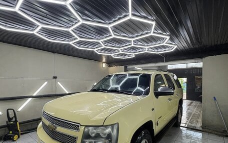 Chevrolet Tahoe III, 2010 год, 2 200 000 рублей, 9 фотография