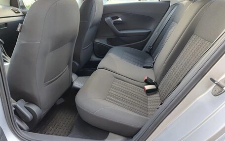 Volkswagen Polo VI (EU Market), 2016 год, 1 100 000 рублей, 6 фотография