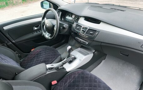 Renault Laguna III рестайлинг, 2008 год, 650 000 рублей, 16 фотография