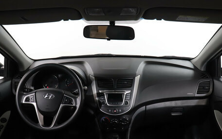 Hyundai Solaris II рестайлинг, 2015 год, 835 000 рублей, 12 фотография
