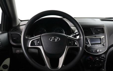 Hyundai Solaris II рестайлинг, 2015 год, 835 000 рублей, 18 фотография