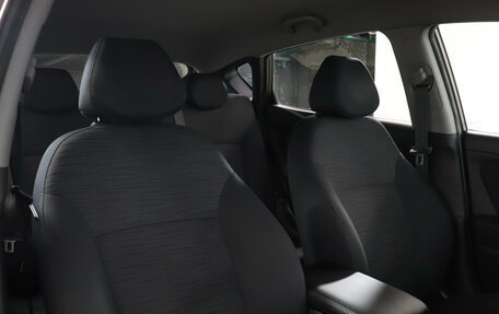 Hyundai Solaris II рестайлинг, 2015 год, 835 000 рублей, 16 фотография