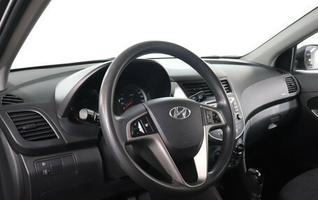 Hyundai Solaris II рестайлинг, 2015 год, 835 000 рублей, 13 фотография