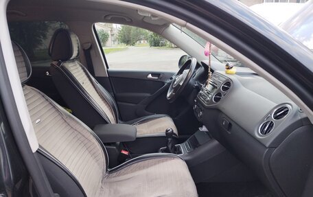 Volkswagen Tiguan I, 2011 год, 950 000 рублей, 7 фотография