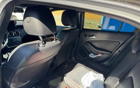 Mercedes-Benz GLA, 2016 год, 2 500 000 рублей, 13 фотография