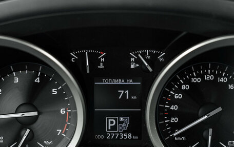 Toyota Land Cruiser 200, 2013 год, 3 750 000 рублей, 19 фотография