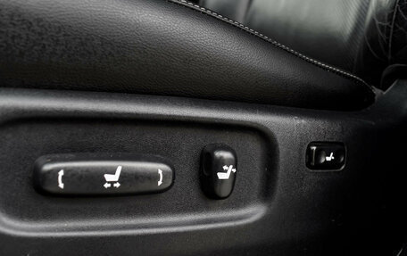 Toyota Land Cruiser 200, 2013 год, 3 750 000 рублей, 33 фотография