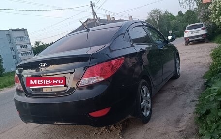 Hyundai Solaris II рестайлинг, 2011 год, 602 000 рублей, 4 фотография